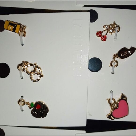 15 piece wholesale charms - Picture 8 of 10